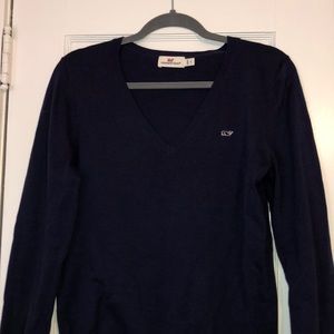 Vineyard Vines sweater